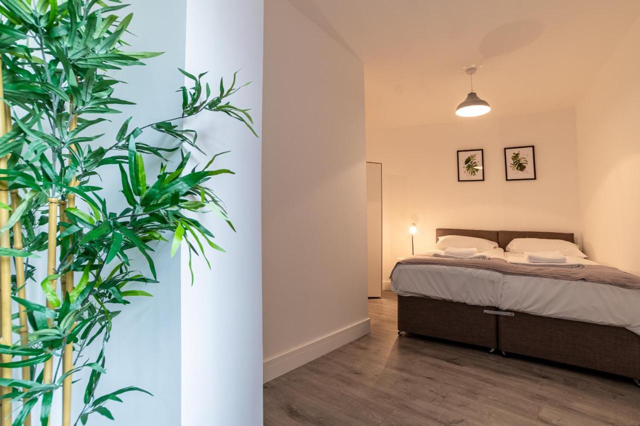 בסינגסטרוק Copenhagen Court Apartments מראה חיצוני תמונה